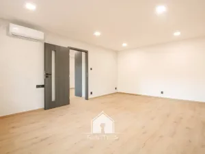 Prodej bytu 2+kk, Ústí nad Labem, Na Vlnovce, 52 m2
