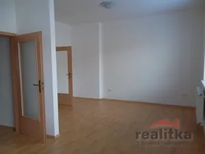 Pronájem bytu 2+kk, Opava - Předměstí, Pekařská, 64 m2