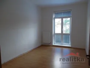 Pronájem bytu 2+kk, Opava - Předměstí, Pekařská, 64 m2