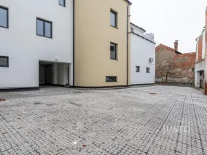 Pronájem bytu 3+kk, Staré Město, Hradišťská, 76 m2