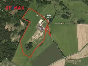 Prodej zemědělského objektu, Spálené Poříčí, 164000 m2