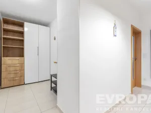 Prodej bytu 3+kk, Praha - Strašnice, Zvěřinova, 98 m2