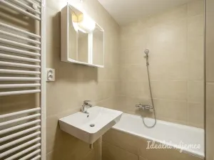 Pronájem bytu 1+kk, Praha - Modřany, Vrátnická, 38 m2