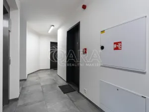 Pronájem bytu 1+kk, Praha - Braník, Skálové, 44 m2