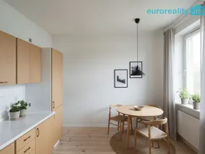 Prodej bytu 3+1, Poříčany, Lipová, 76 m2