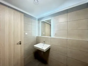 Pronájem bytu 2+kk, Pardubice - Zelené Předměstí, nábřeží Závodu míru, 80 m2