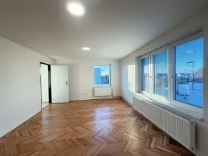 Pronájem rodinného domu, Pardubice - Svítkov, 8. května, 115 m2