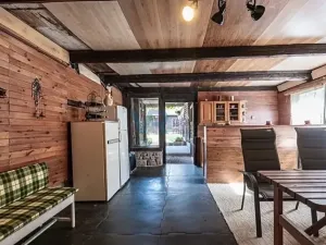 Prodej bytu 3+1, Trhové Sviny, 72 m2