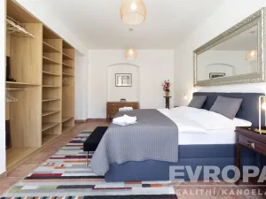 Pronájem bytu 3+1, Plzeň - Vnitřní Město, Bezručova, 95 m2