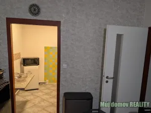 Pronájem bytu 2+kk, Praha - Kobylisy, Kurkova, 45 m2