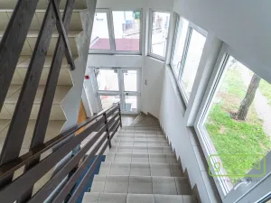 Pronájem kanceláře, Praha, Světická, 188 m2