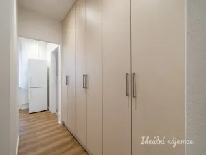 Pronájem bytu 2+1, Praha - Břevnov, Nad Kajetánkou, 53 m2