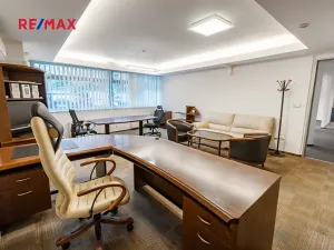 Pronájem kanceláře, Praha - Smíchov, Kováků, 103 m2