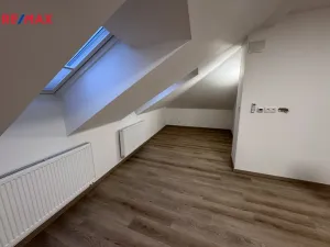 Pronájem bytu 2+kk, Lanškroun - Žichlínské Předměstí, Komenského, 60 m2