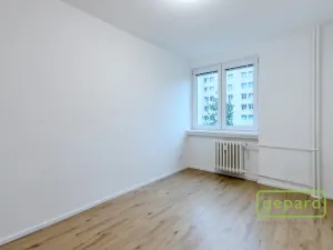 Prodej bytu 3+1, Praha, Hrusická, 73 m2