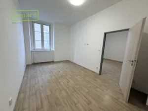 Pronájem bytu 2+kk, Sokolov, Křížová, 61 m2