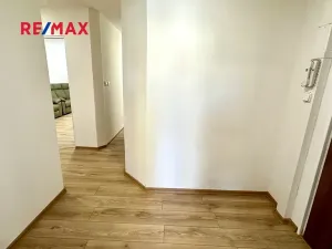 Pronájem bytu 3+1, Kladno, Litevská, 66 m2