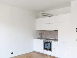 Pronájem bytu 1+kk, Praha - Smíchov, Grafická, 31 m2