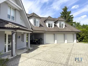 Pronájem vily, Babice, Starobabická, 728 m2