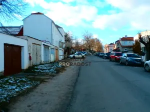 Pronájem garáže, Znojmo, Palliardiho, 19 m2