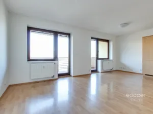 Pronájem bytu 1+kk, Praha - Bohnice, Ústavní, 46 m2