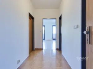 Pronájem bytu 1+kk, Praha - Bohnice, Ústavní, 46 m2