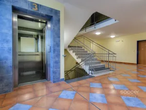 Pronájem bytu 1+kk, Praha - Bohnice, Ústavní, 46 m2