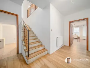 Prodej rodinného domu, Pecka, 176 m2