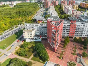 Pronájem bytu 2+kk, Praha - Hlubočepy, Trnkovo náměstí, 75 m2