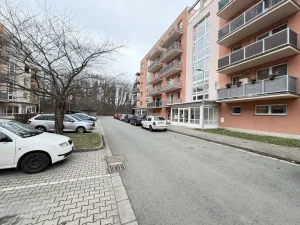 Pronájem bytu 1+kk, Pardubice - Trnová, Jozefa Gabčíka, 35 m2