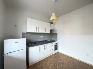 Pronájem bytu 1+kk, Pardubice - Trnová, Jozefa Gabčíka, 35 m2