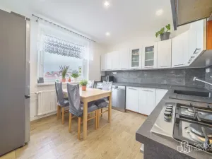 Prodej bytu 2+1, Sokolov, Spartakiádní, 61 m2