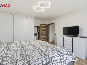 Prodej bytu 4+kk, Karlovy Vary - Tašovice, Slovanská, 96 m2