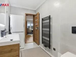 Prodej bytu 4+kk, Karlovy Vary - Tašovice, Slovanská, 96 m2