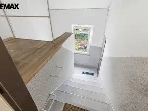 Prodej bytu 4+kk, Karlovy Vary - Tašovice, Slovanská, 96 m2