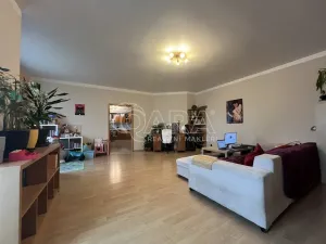 Pronájem bytu 3+1, Praha - Kbely, Toužimská, 135 m2