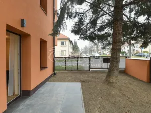 Pronájem bytu 1+1, Praha - Střížkov, Chrastavská, 30 m2