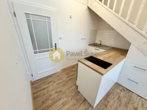 Pronájem bytu 1+kk, Strakonice - Strakonice I, Velké náměstí, 32 m2