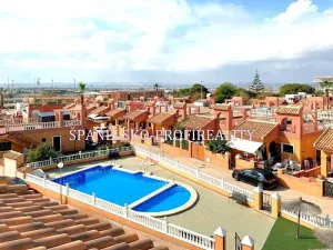 Prodej vícegeneračního domu, Torrevieja, Španělsko, 91 m2
