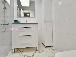 Prodej bytu 4+kk, Torrevieja, Španělsko, 117 m2