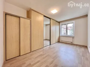 Pronájem bytu 2+1, Kuřim, Jungmannova, 57 m2