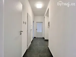 Pronájem bytu 2+1, Kuřim, Jungmannova, 57 m2