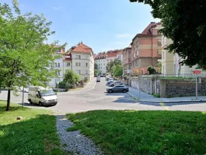 Pronájem bytu 1+kk, Praha - Smíchov, Na Březince, 30 m2