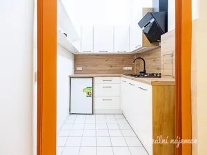 Pronájem bytu 3+1, Praha - Libeň, Drahobejlova, 77 m2