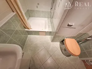 Pronájem bytu 2+1, Chomutov, 17. listopadu, 62 m2