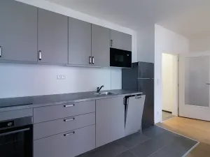 Pronájem bytu 2+kk, Praha - Hlubočepy, Fabiánové, 31 m2