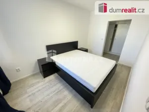 Pronájem bytu 2+kk, Praha - Kunratice, Velké Kunratické, 57 m2