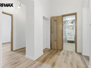 Prodej bytu 3+kk, Karlovy Vary, Moskevská, 72 m2