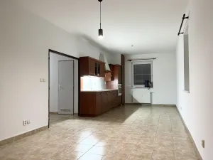 Pronájem bytu 2+kk, Bělá pod Bezdězem, Tyršova, 72 m2