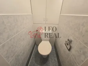 Pronájem bytu 1+kk, Praha - Troja, Mazurská, 30 m2